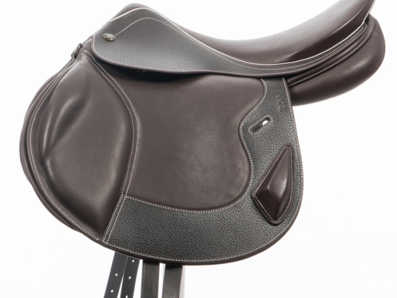 John Whitaker Rome Monoflap Jump Adjustable Gullet Saddle, jump saddle from The Saddle Bank