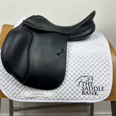 Image of 17 inch Prestige GP2 Black Extra Wide