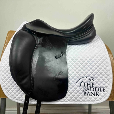 Image of 18 inch Erreplus Adelinde Black Medium