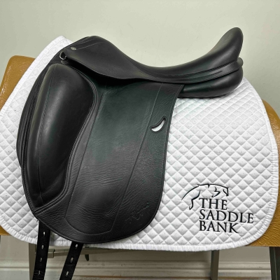 Image of 18 inch Equipe Emporio Monoflap Dressage Black Medium