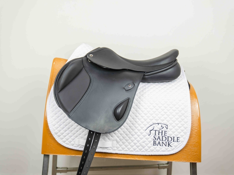 Ideal Technical and Traditional (T and T) Monoflap Jump Saddle, jump saddle from The Saddle Bank
