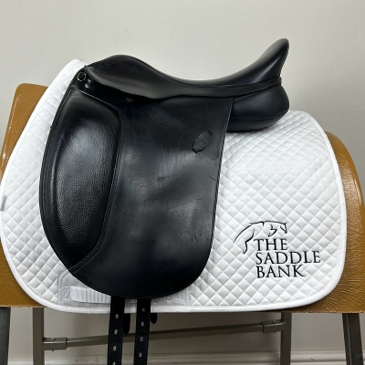 Image of 17 inch Arena Dressage Black Adjustable