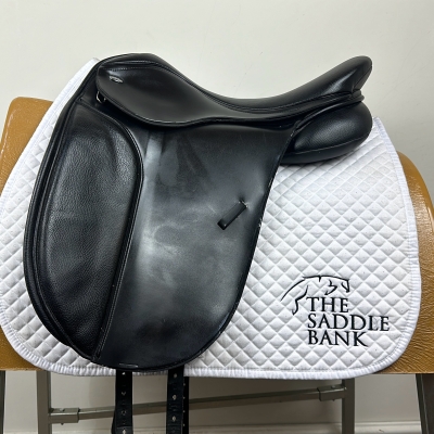 Image of 17.5 inch Thorowgood T6 Dressage MDM Black Adjustable