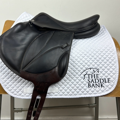 Image of 17 inch Voltaire Lexington Brown Wide