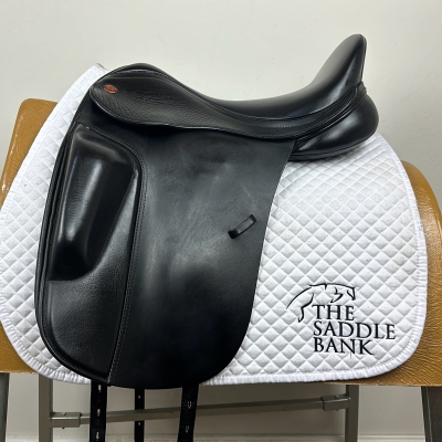 Image of 17.5 inch Kent and Masters S-Series Dressage Surface Block MDS Black Adjustable