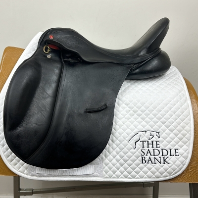 Image of 17 inch Albion Ultima GP Black Medium Wide