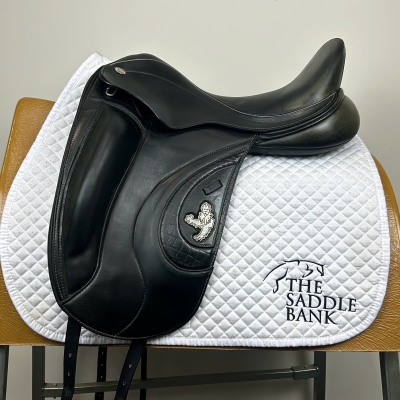 Image of 17.5 inch Fairfax World Class With Elias Panel SEC Black Adjustable