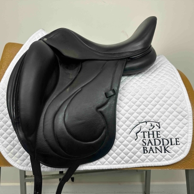 Image of 17 inch Antares Cadence Black Medium Wide