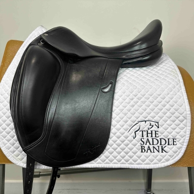 Image of 18 inch Equipe Emporio Monoflap Dressage Black Medium Wide