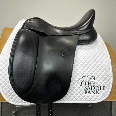 Image of 17 inch Arena Dressage Black Adjustable