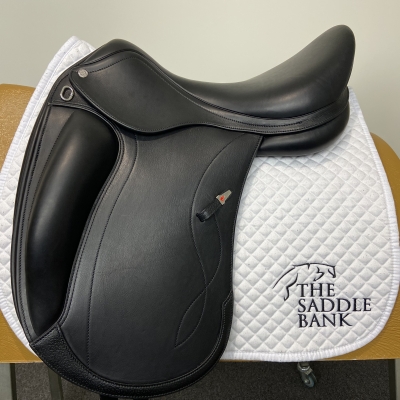 Image of 17.5 inch Equipe Olympia Black Medium