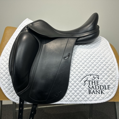 Image of 17 inch Equipe Emporio Monoflap Dressage Black Wide
