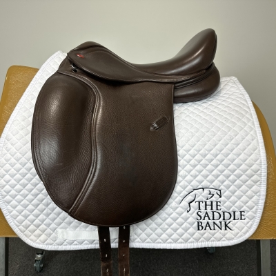 Image of 16.5 inch John Whitaker Highgate Junior Dressage Brown Adjustable