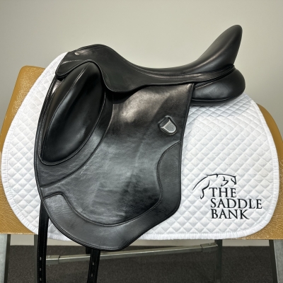 Image of 17.5 inch Bates Artiste Black Adjustable