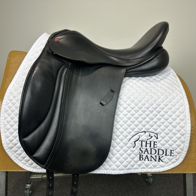 Image of 17 inch Albion K2 Dressage Black Medium Wide