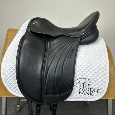 Image of 17.5 inch Albion SLK M3 Dual Flap Black Medium Wide