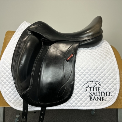 Image of 17.5 inch Equipe Olympia Black Medium Wide