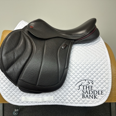 Image of 17.5 inch Kent and Masters Competition Series Dual Flap Jump Brown Adjustable