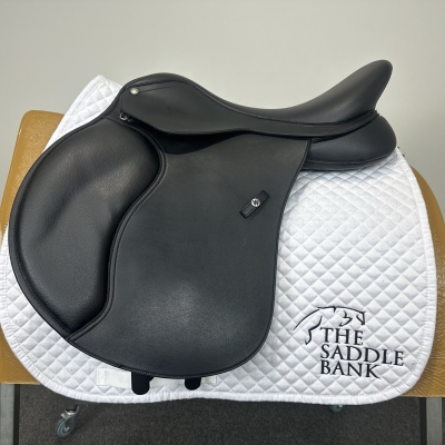 Image of 17 inch Wintec 500 Square Cantle SC AP All Purpose Black Adjustable