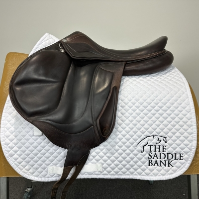 Image of 17.5 inch Devoucoux Chiberta Lab Brown Medium Wide