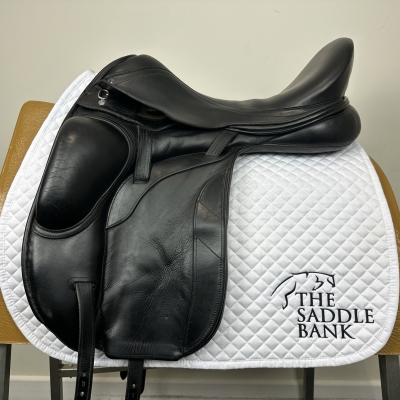 Image of 18 inch Bliss Paramour Dressage Black Medium Wide
