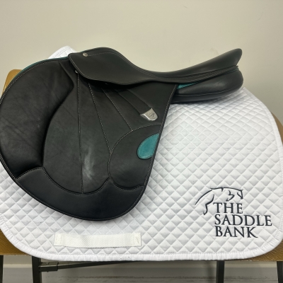 Image of 17 inch Bates Victrix Standard Panel Black Adjustable