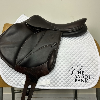 Image of 18 inch Voltaire Lexington Brown Medium Wide