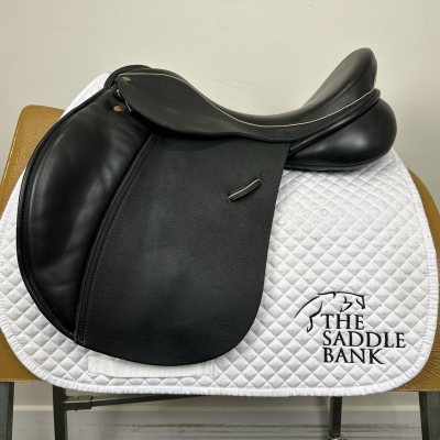 Image of 17.5 inch Ideal 1350 GP Black Medium Wide