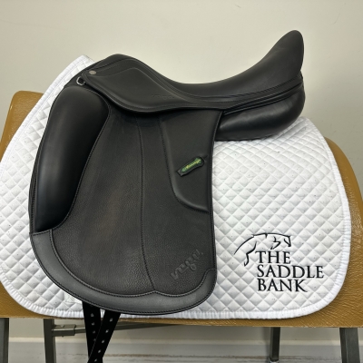 Image of 17.5 inch Amerigo Vega Dressage Siena Black