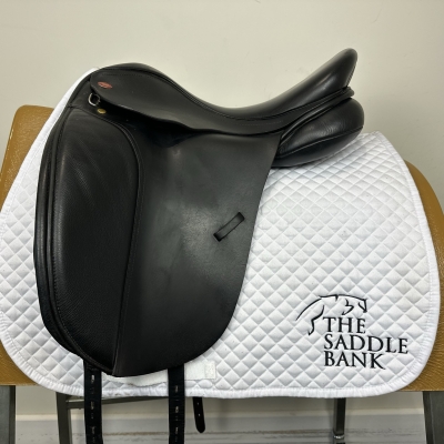 Image of 17 inch Kent and Masters Original Dressage MDR Black Adjustable