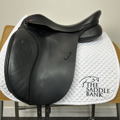 Image of 17.5 inch Kent and Masters Original High Wither Dressage HDR Black Adjustable