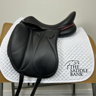 Image of 17 inch Devoucoux Makila S Black Medium Wide