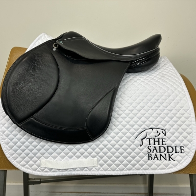 Image of 16.5 inch Bliss Sportiva Jump Black Medium Wide