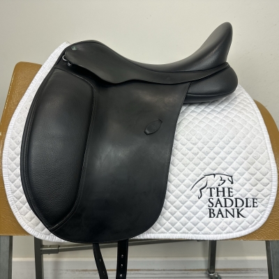 Image of 17.5 inch Arena Dressage Black Adjustable