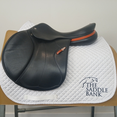 Image of 16.5 inch Equipe Synergy Special Black Wide