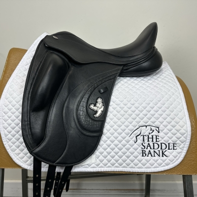 Image of 16.5 inch Fairfax World Class SD Black Adjustable