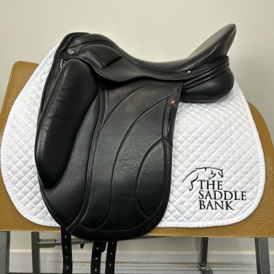 Image of 17.5 inch Albion Revelation Red Label Dressage Black Medium Wide