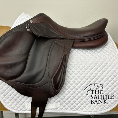 Image of 17.5 inch Devoucoux Chiberta Lab Brown Medium Wide