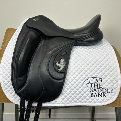 Image of 17 inch Fairfax World Class SD Black Adjustable