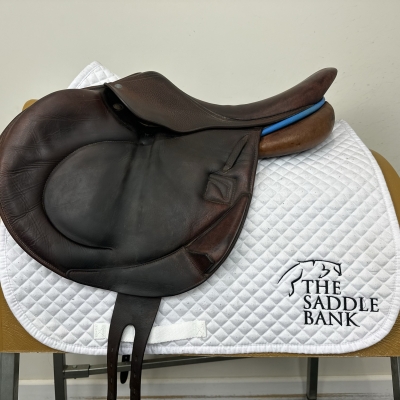 Image of 17 inch Childeric CFSC Event Brown Medium