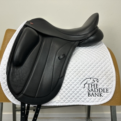 Image of 17.5 inch Kent and Masters Competition Series Monoflap Dressage Black Adjustable
