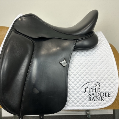 Image of 17 inch Bates Dressage Heritage Black Adjustable