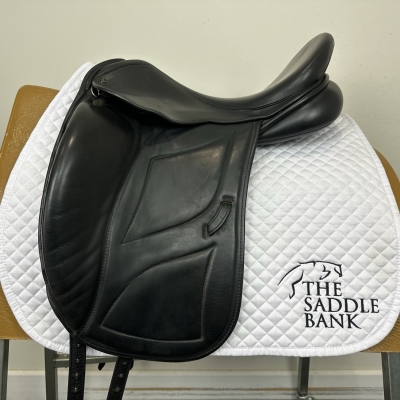 Image of 17.5 inch Ideal Impala Professional Dressage Black Medium Wide