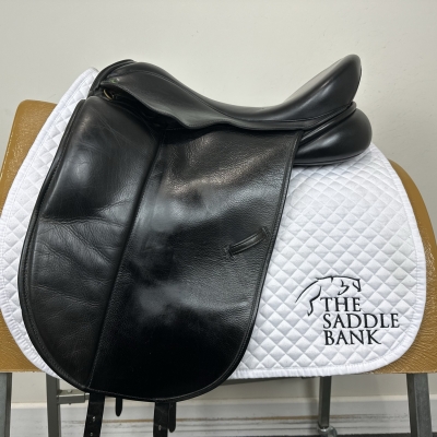 Image of 17.5 inch Ideal Suzannah Dressage Black Medium Wide