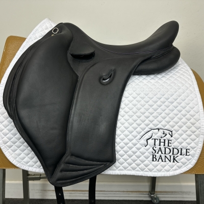 Image of 18 inch Devoucoux Korrika O Black Medium