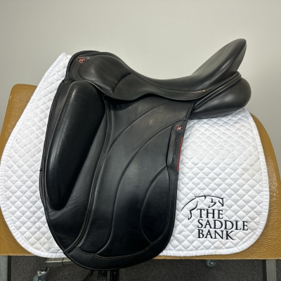 Image of 17.5 inch Albion Revelation Red Label Dressage Black Medium Wide