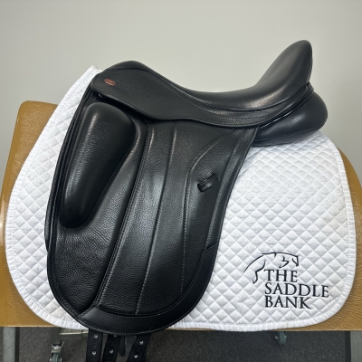 Image of 17.5 inch Kent and Masters Competition Series Monoflap Dressage Black Adjustable