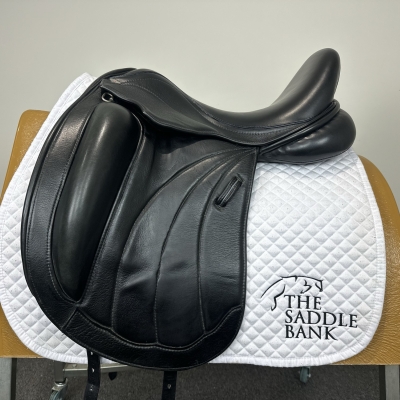 Image of 17.5 inch Winners Circle Monoflap Dressage Black Wide