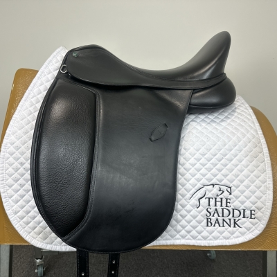 Image of 17 inch Arena Dressage Black Adjustable