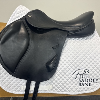 Image of 17.5 inch Fairfax Classic XC Monoflap Small Block MXC Black Adjustable